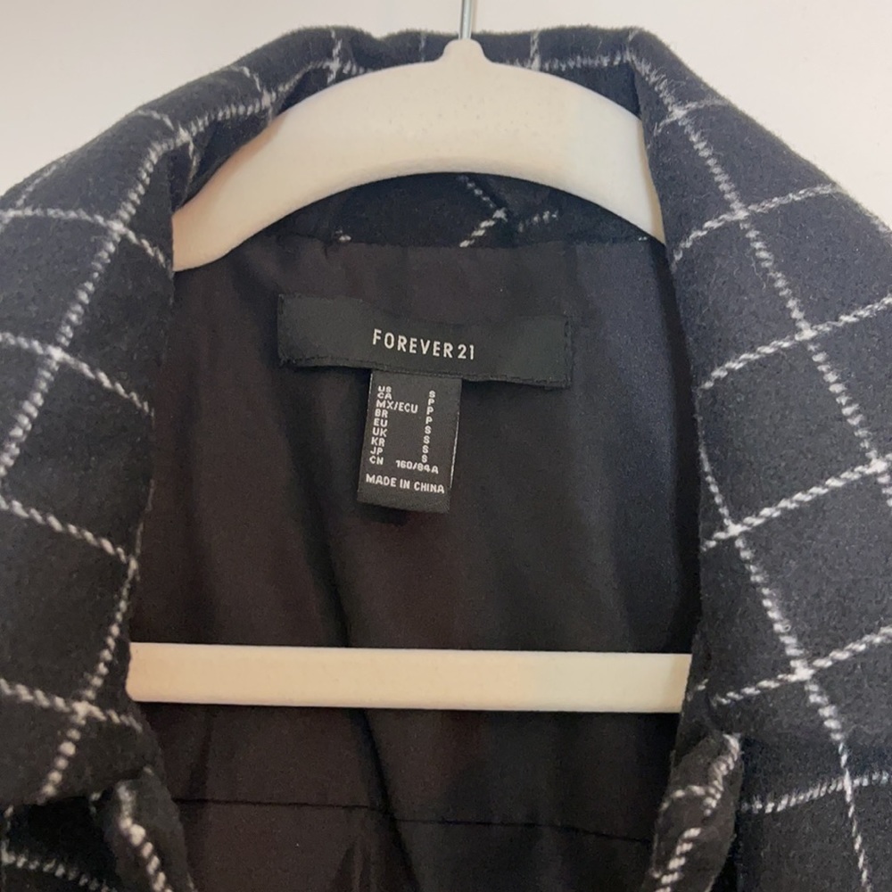 Forever 21 jacket - Picture 2 of 2